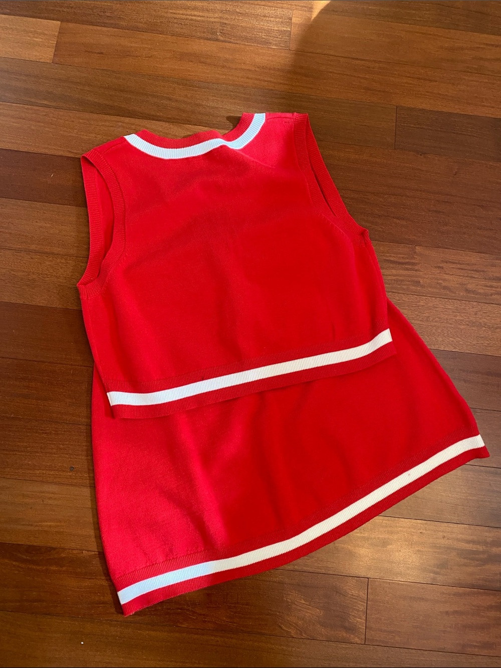 Red Knit Bandeau Crop Top & mini skirt Set w/White Trim Day + Moon Sz M LIKE NEW - Picture 7 of 16